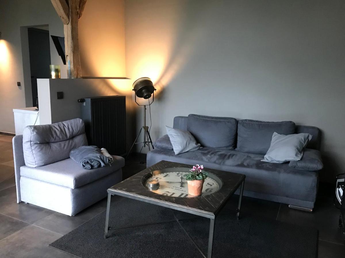 La Grange De *